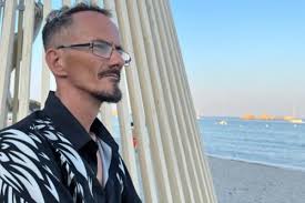 Jean Pormanove Drake – Histoire, Art et Identité d’un Phénomène Culturel